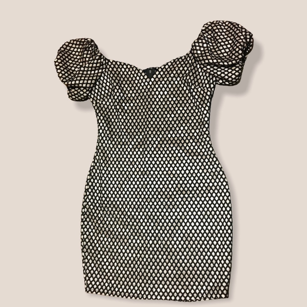 🩷 3 for $25 Off shoulder Bodycon Mini Dress